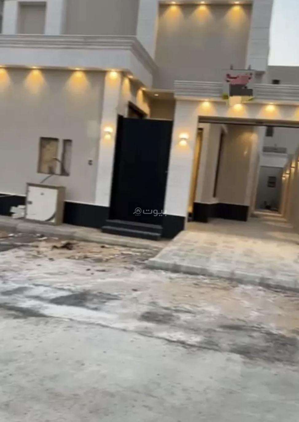 فيلا 4 غرف في الجنادرية