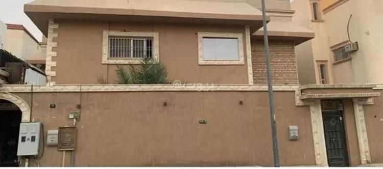 11 bedroom villa in Al Rabwa