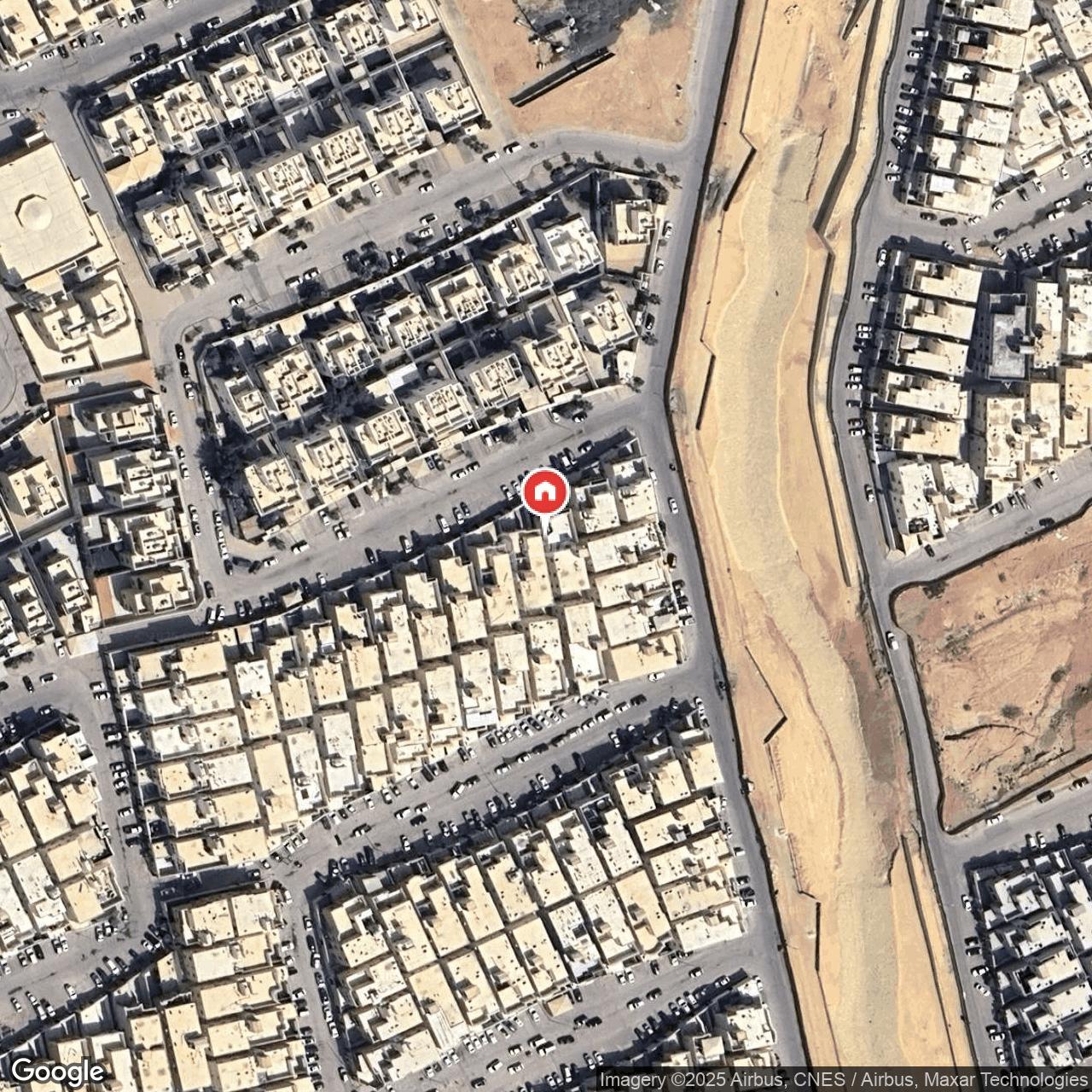 شقة  في الرمال