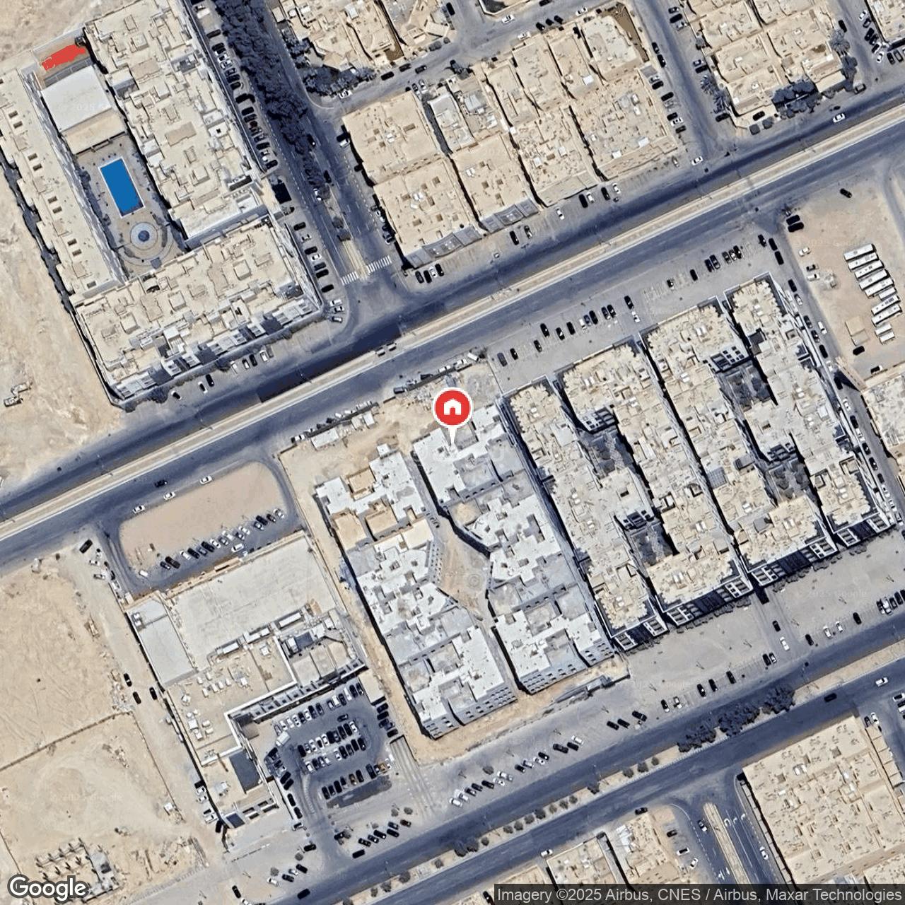 شقة  في التعاون