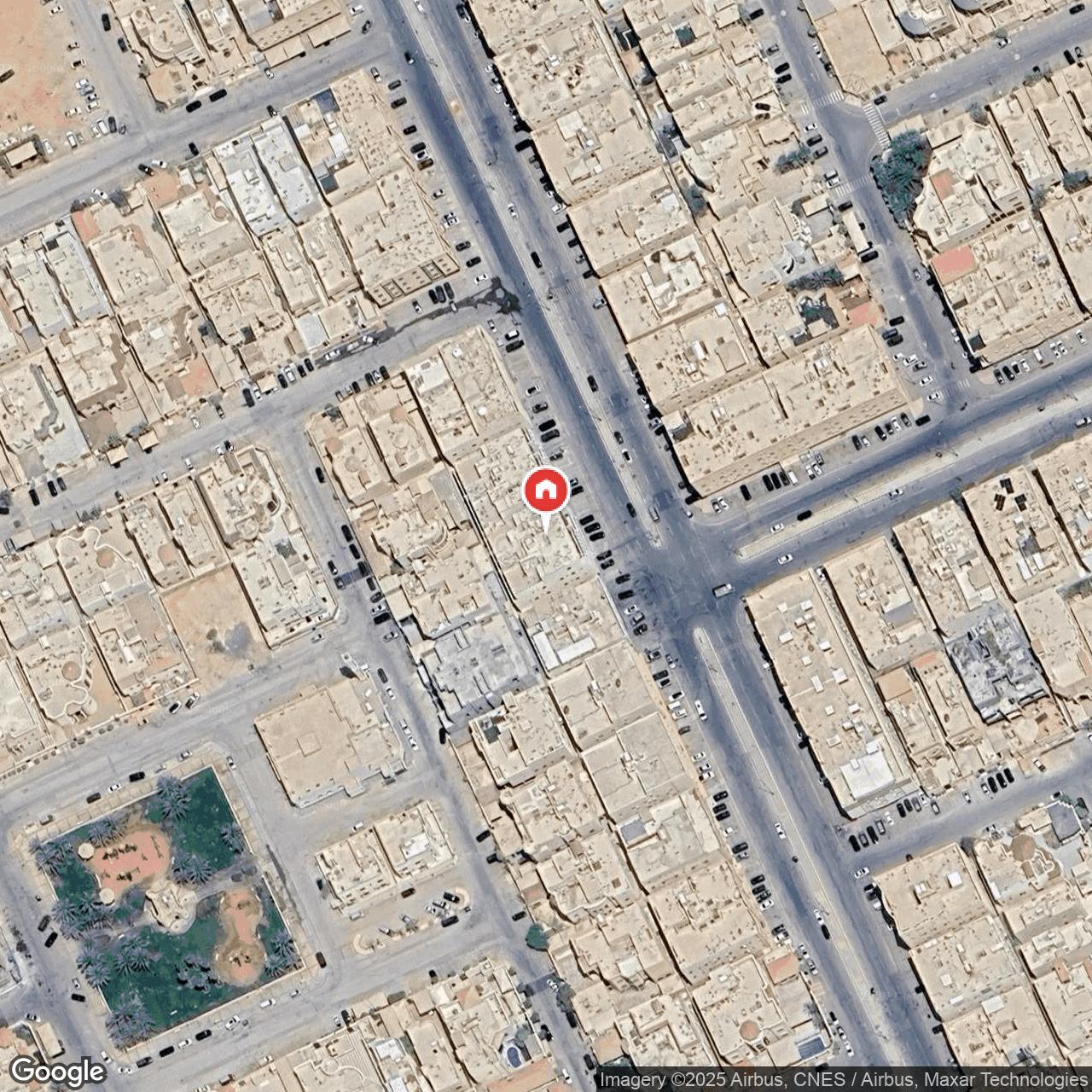 شقة  في الحمراء