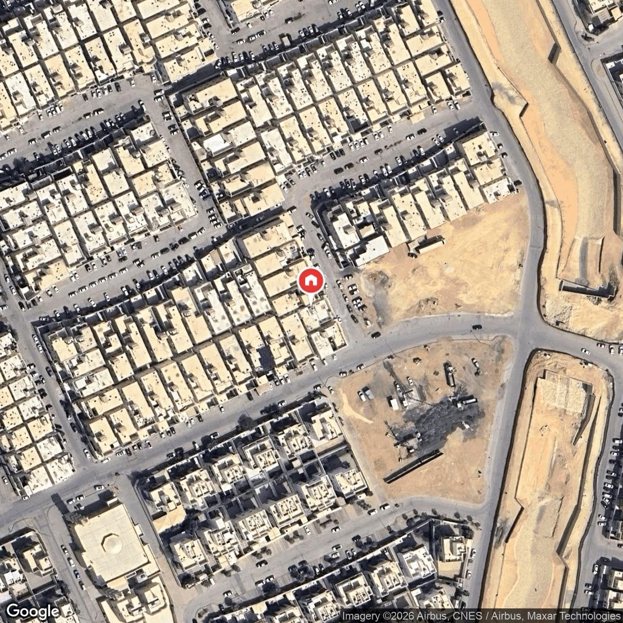 شقة  في الرمال