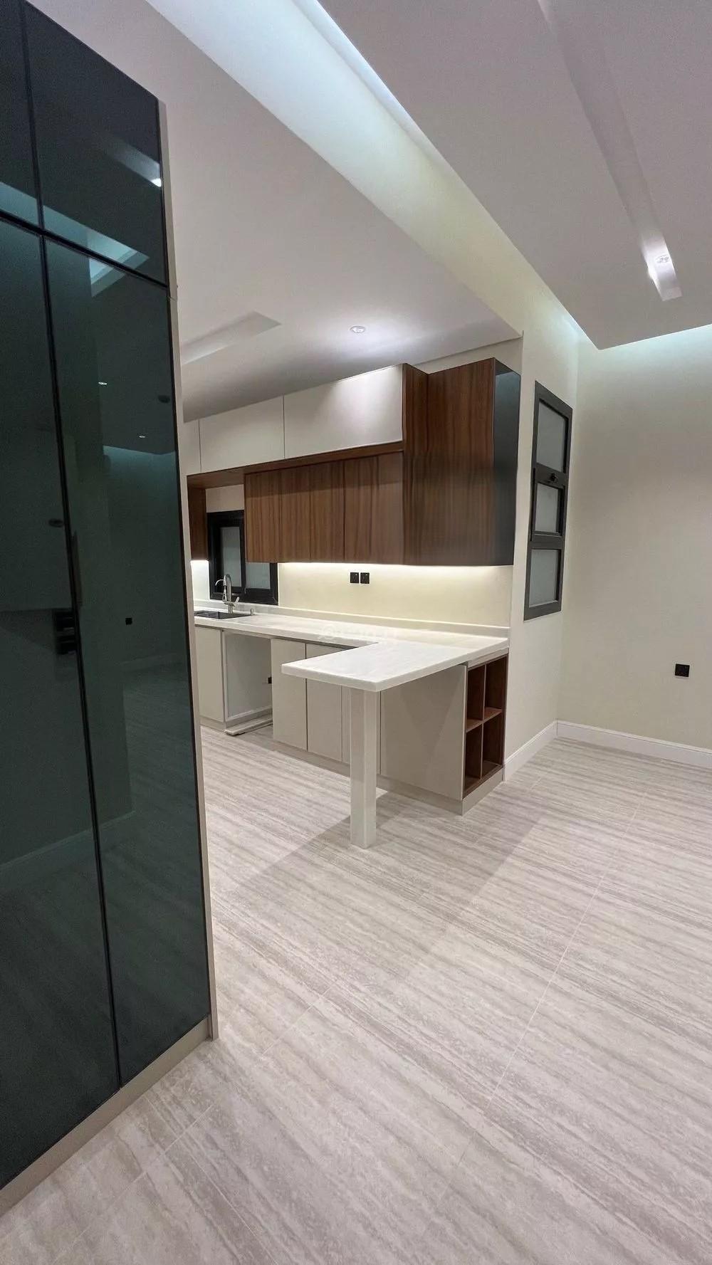 3 bedroom apartment in Al Aridh