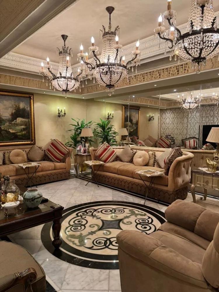 فيلا 7 غرف في الوادي