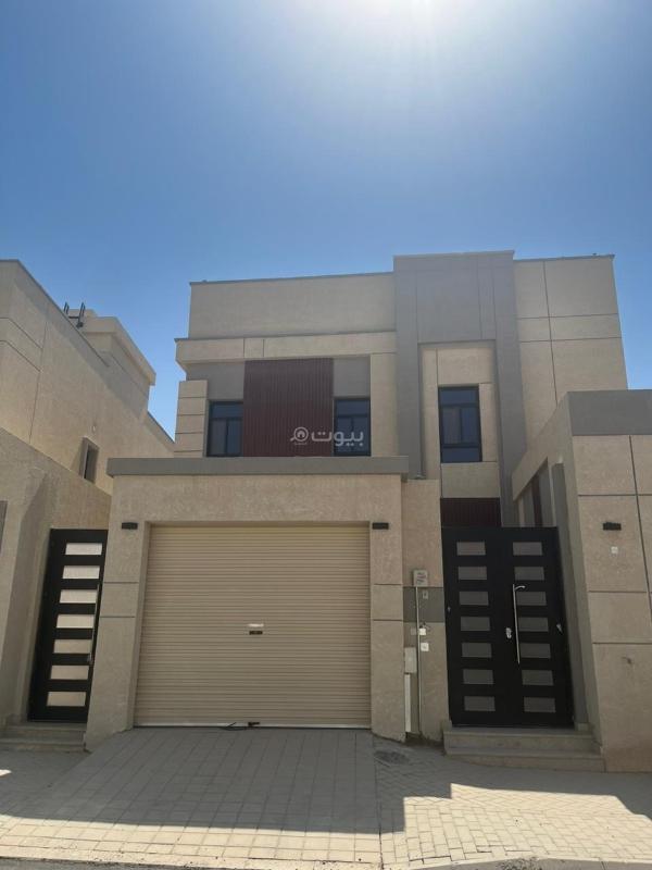 4 bedroom villa in Al Janadriyah