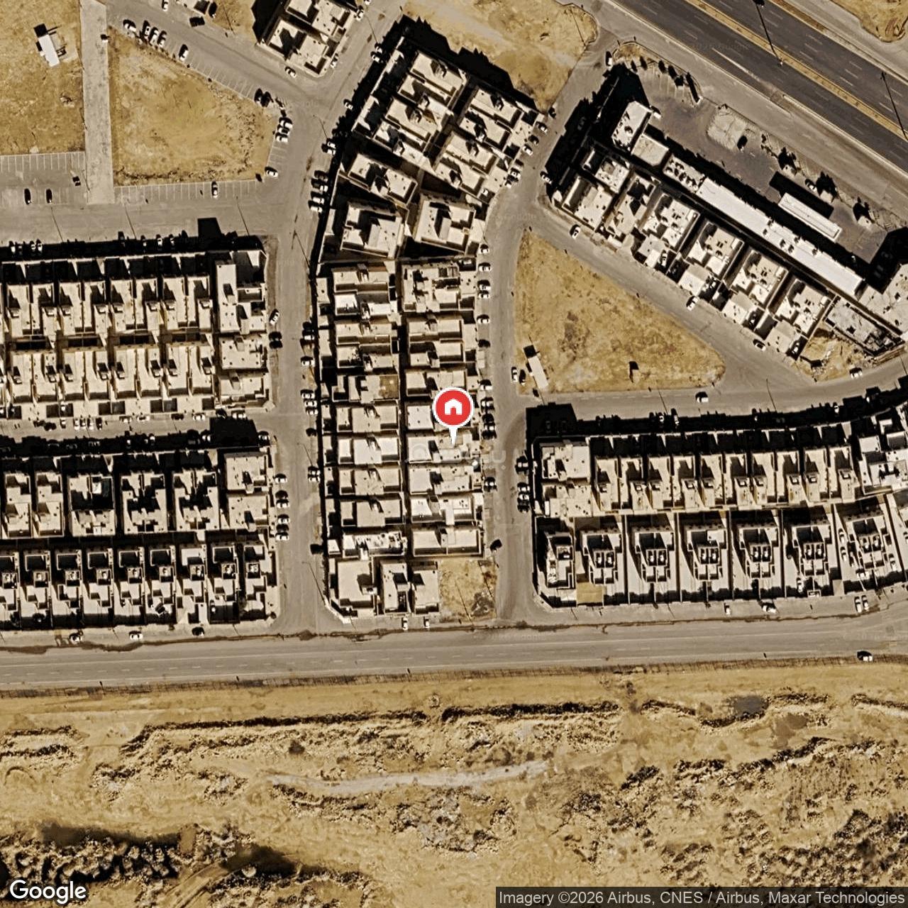 فيلا  في عكاظ