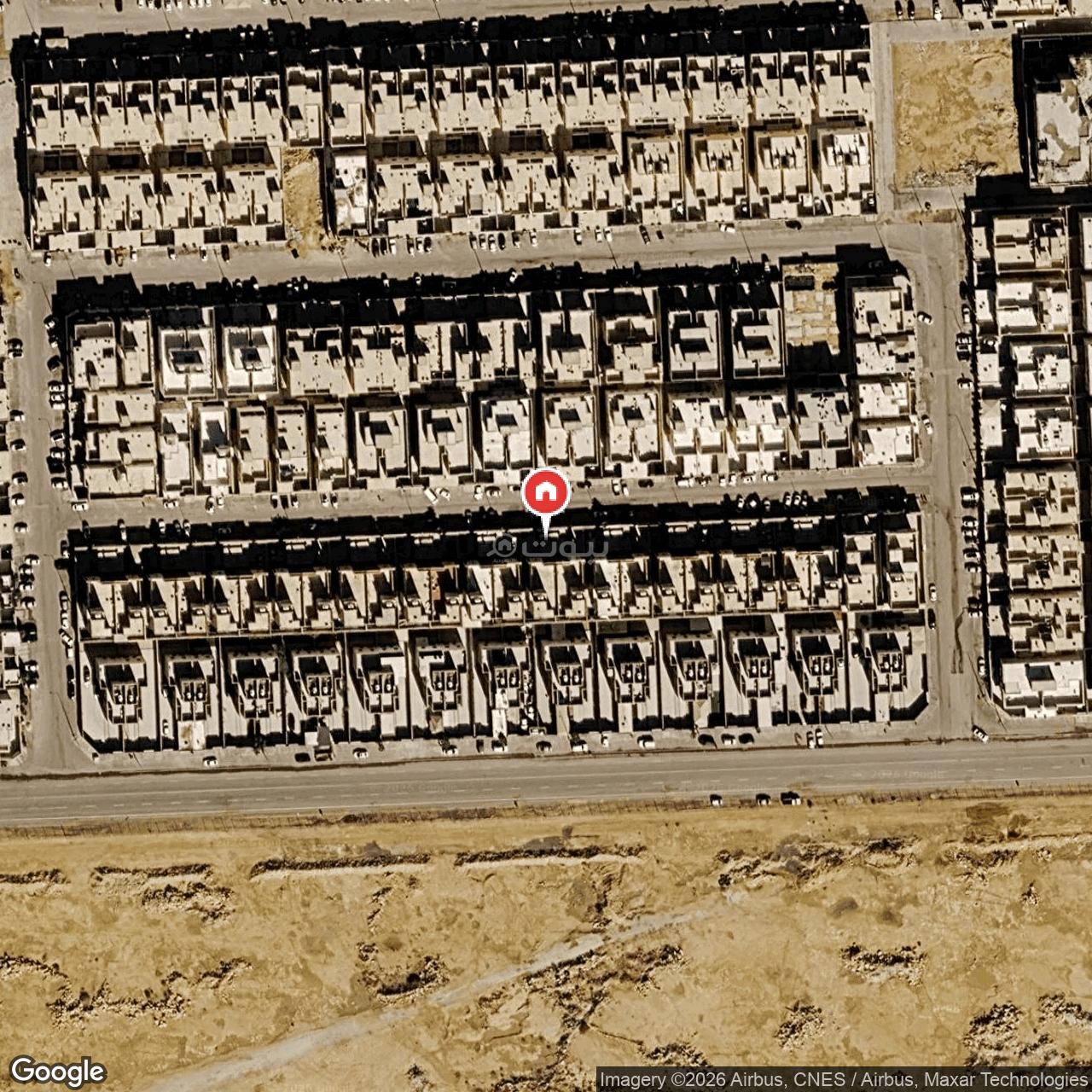 شقة  في عكاظ