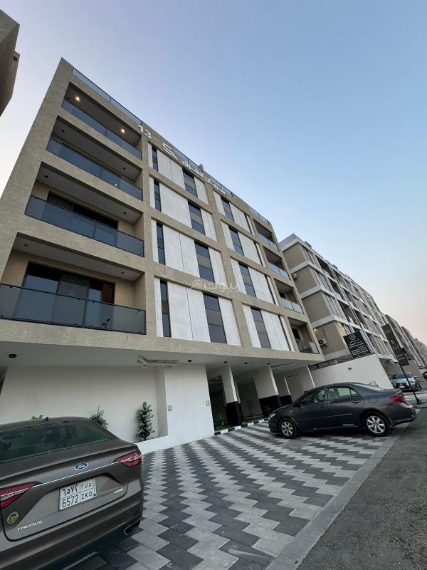 شقة 4 غرف في الحمرا