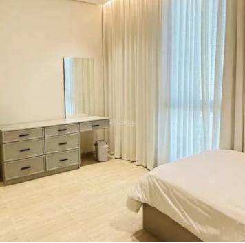 شقة 4 غرف في العارض