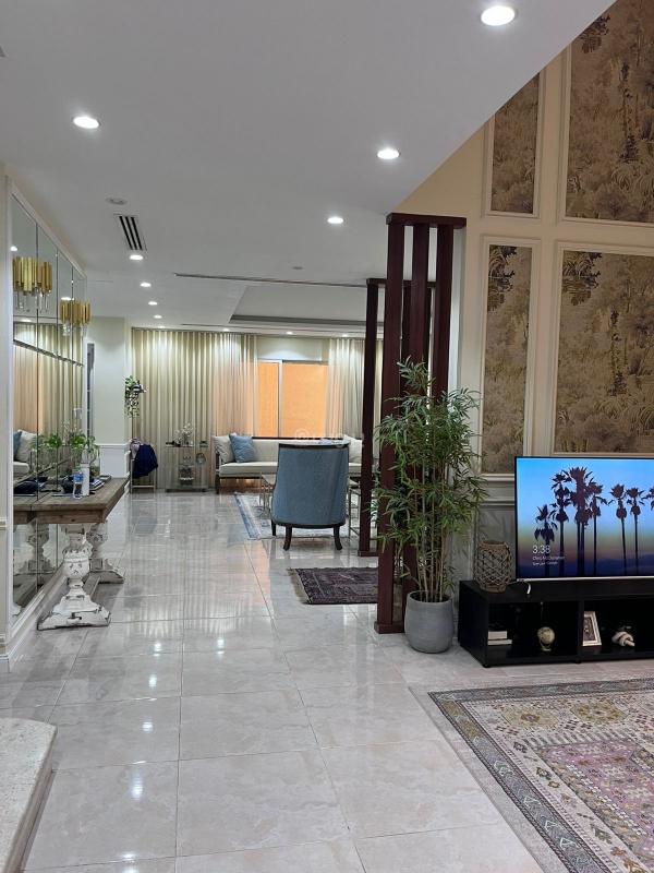 فيلا 10 غرف في النرجس