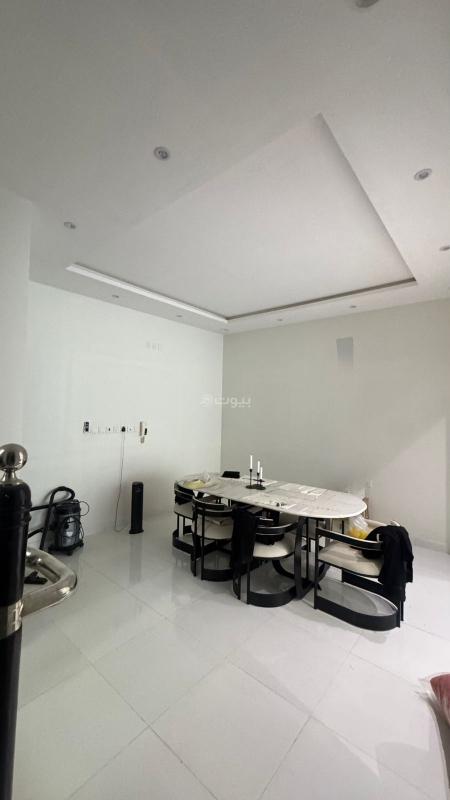 فيلا 9 غرف في عكاظ