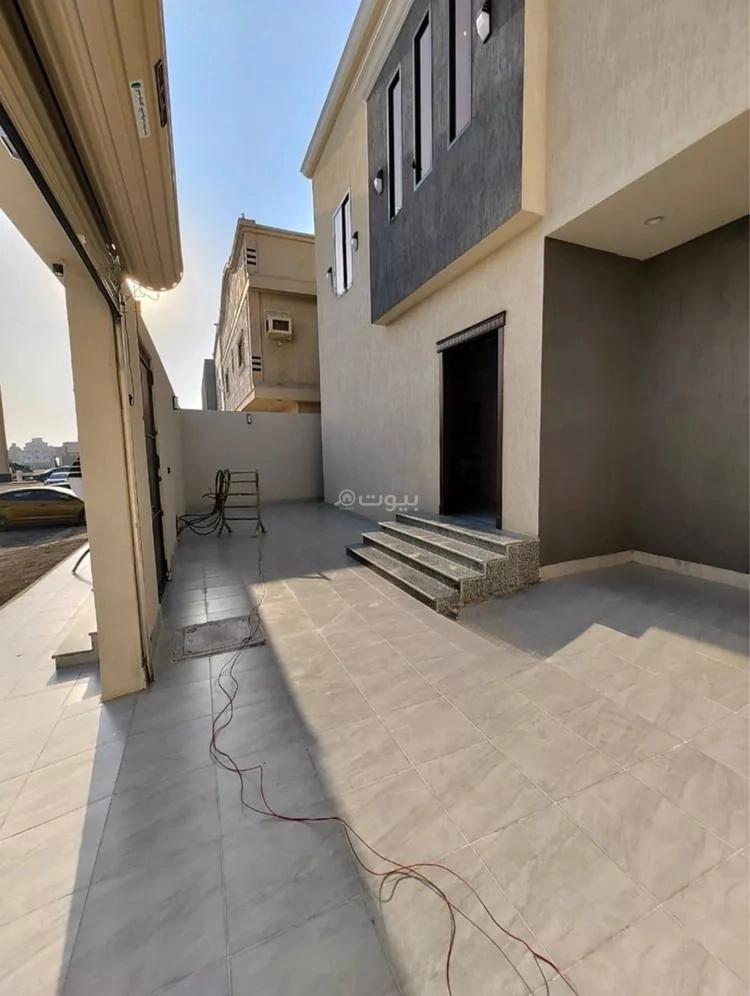 فيلا 5 غرف في الصالحية