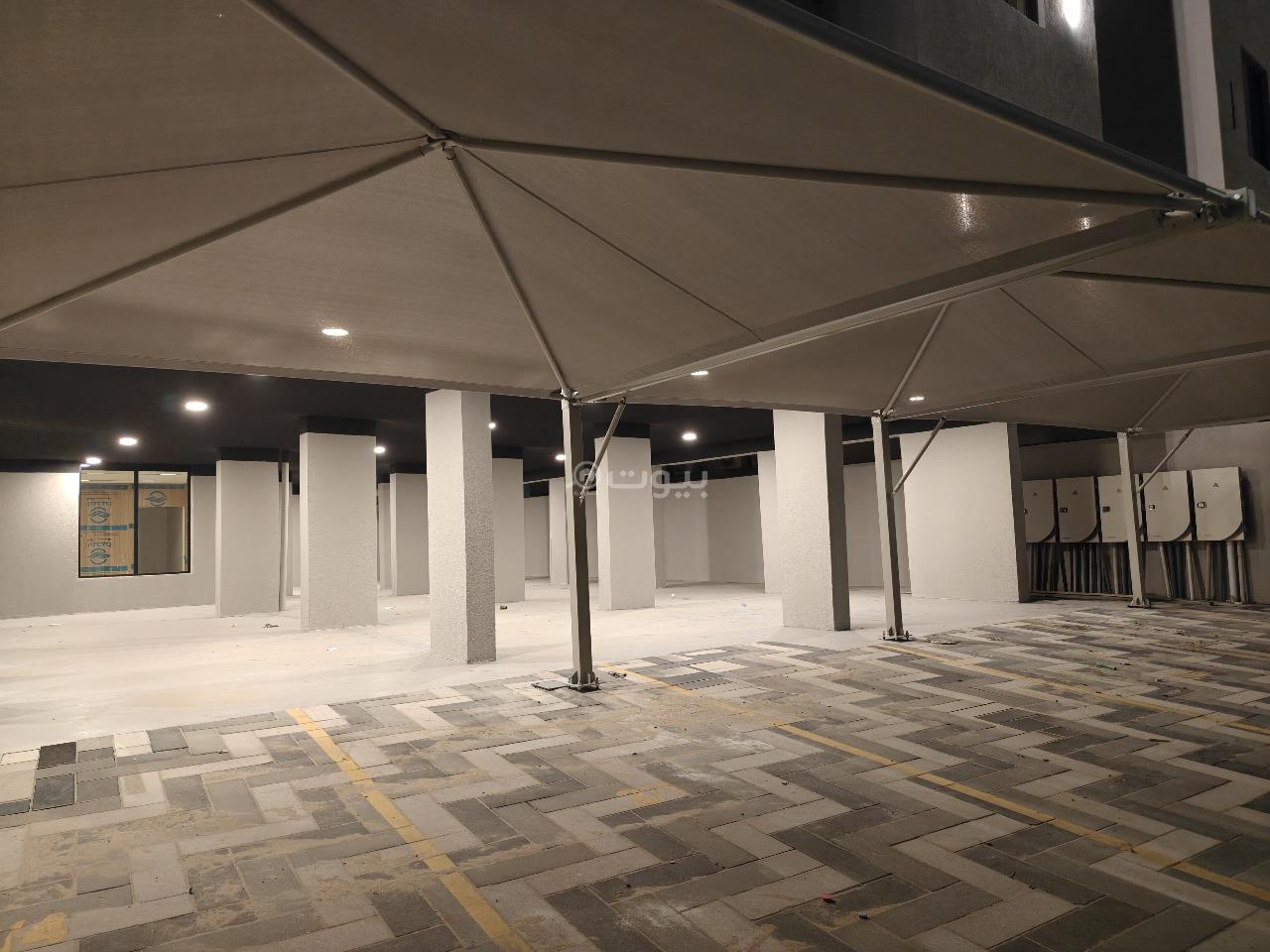 شقة 4 غرف في الحمرا