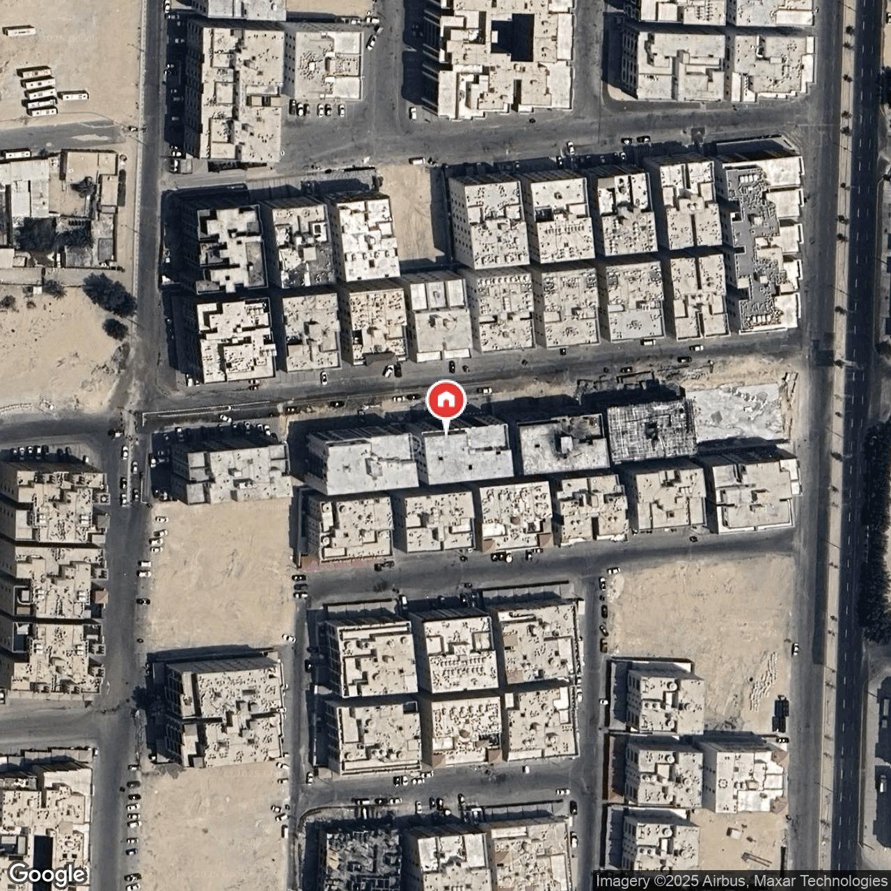 شقة  في الحمرا