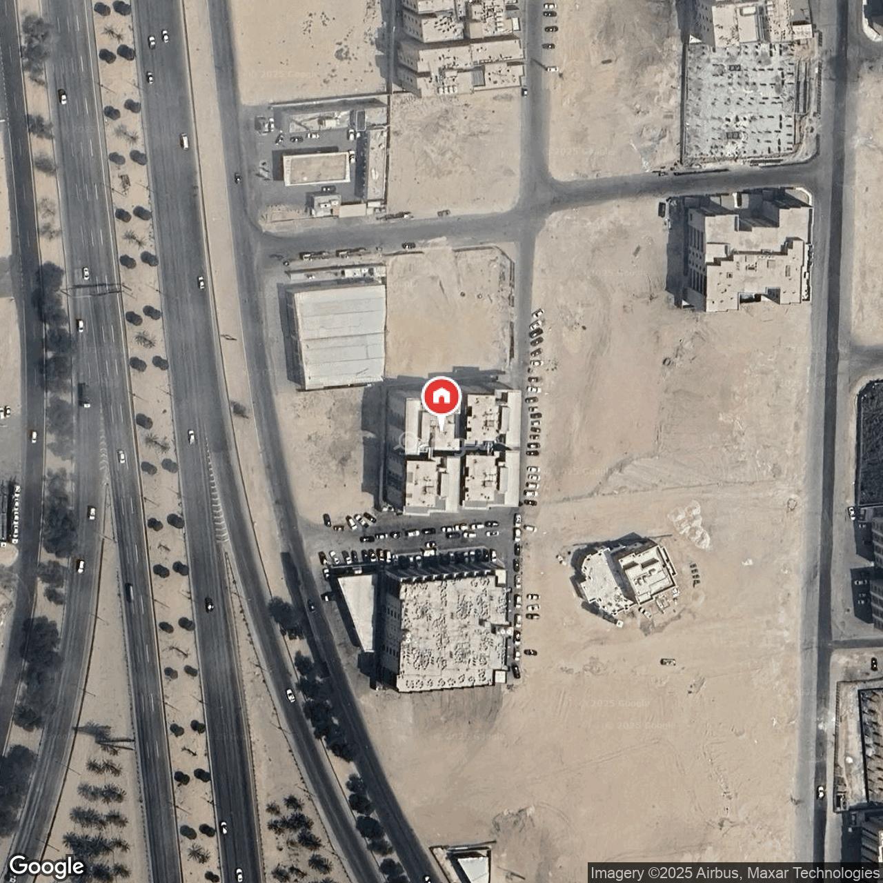 شقة  في الحمرا