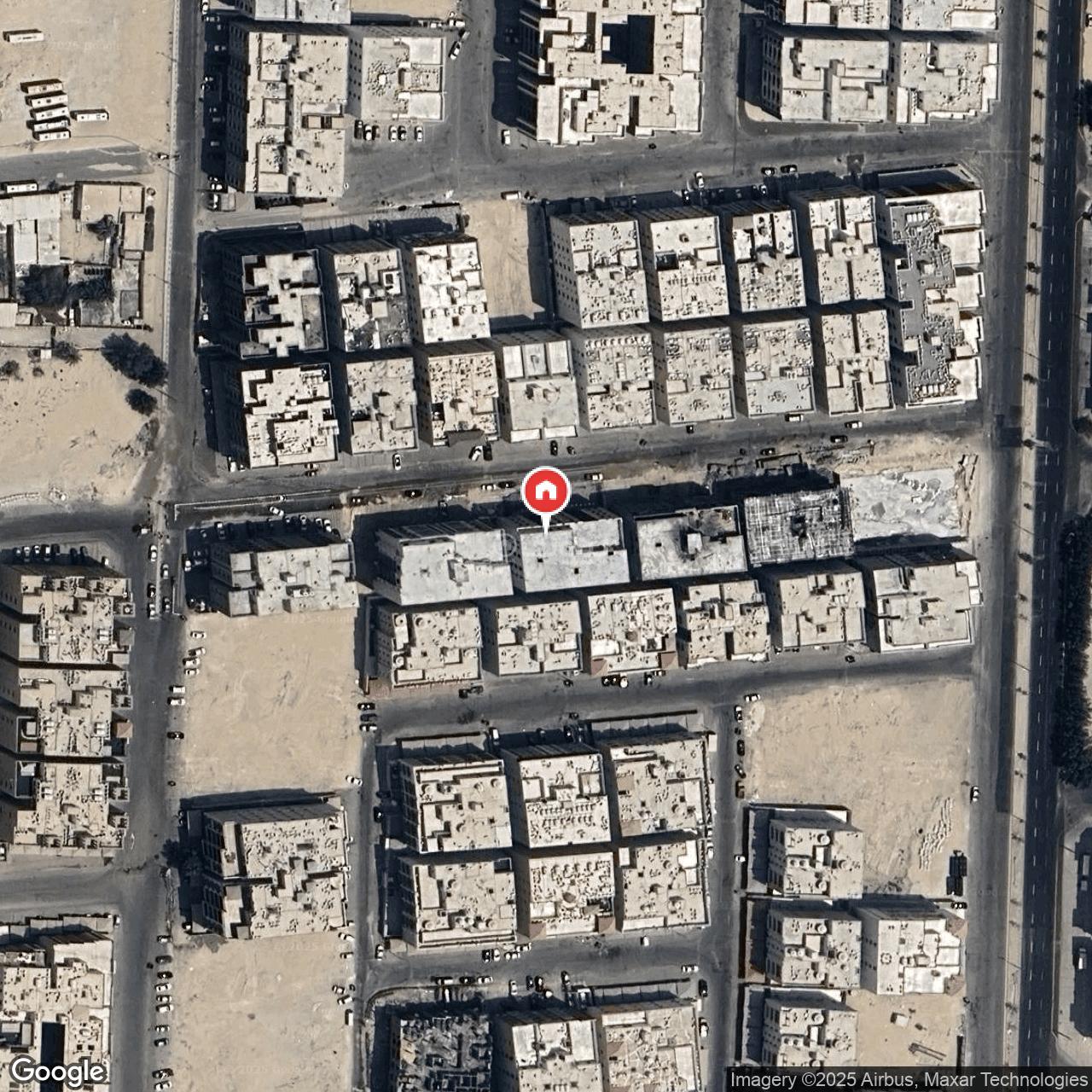 شقة  في الحمرا