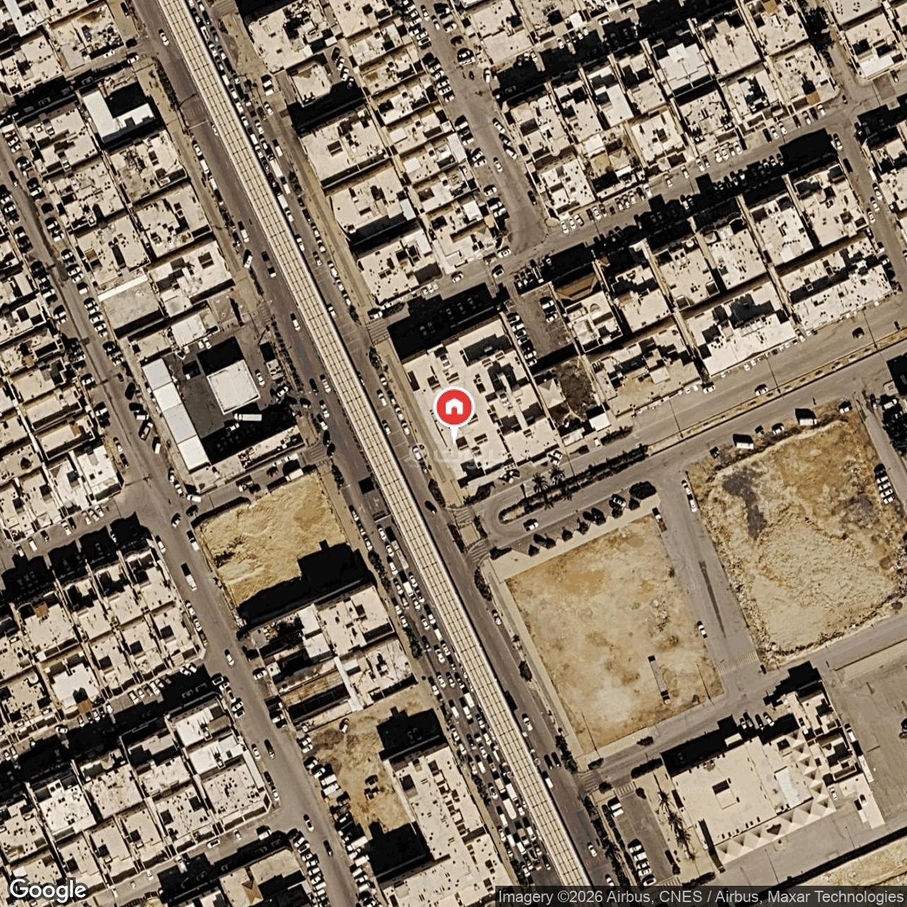 شقة  في العزيزية