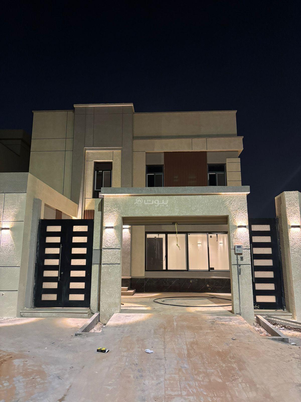 4 bedroom villa in Al Janadriyah
