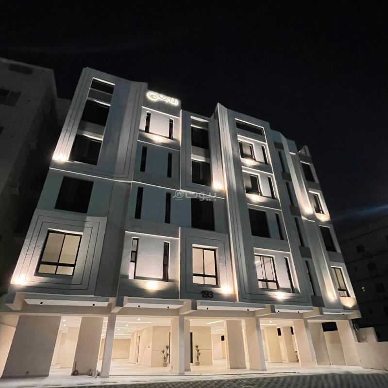 شقة 5 غرف في الواحة