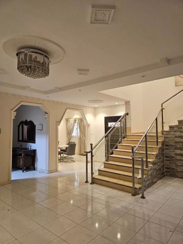 فيلا 6 غرف في قرطبة