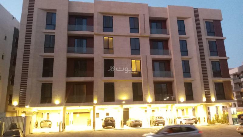 شقة 4 غرف في الحمرا