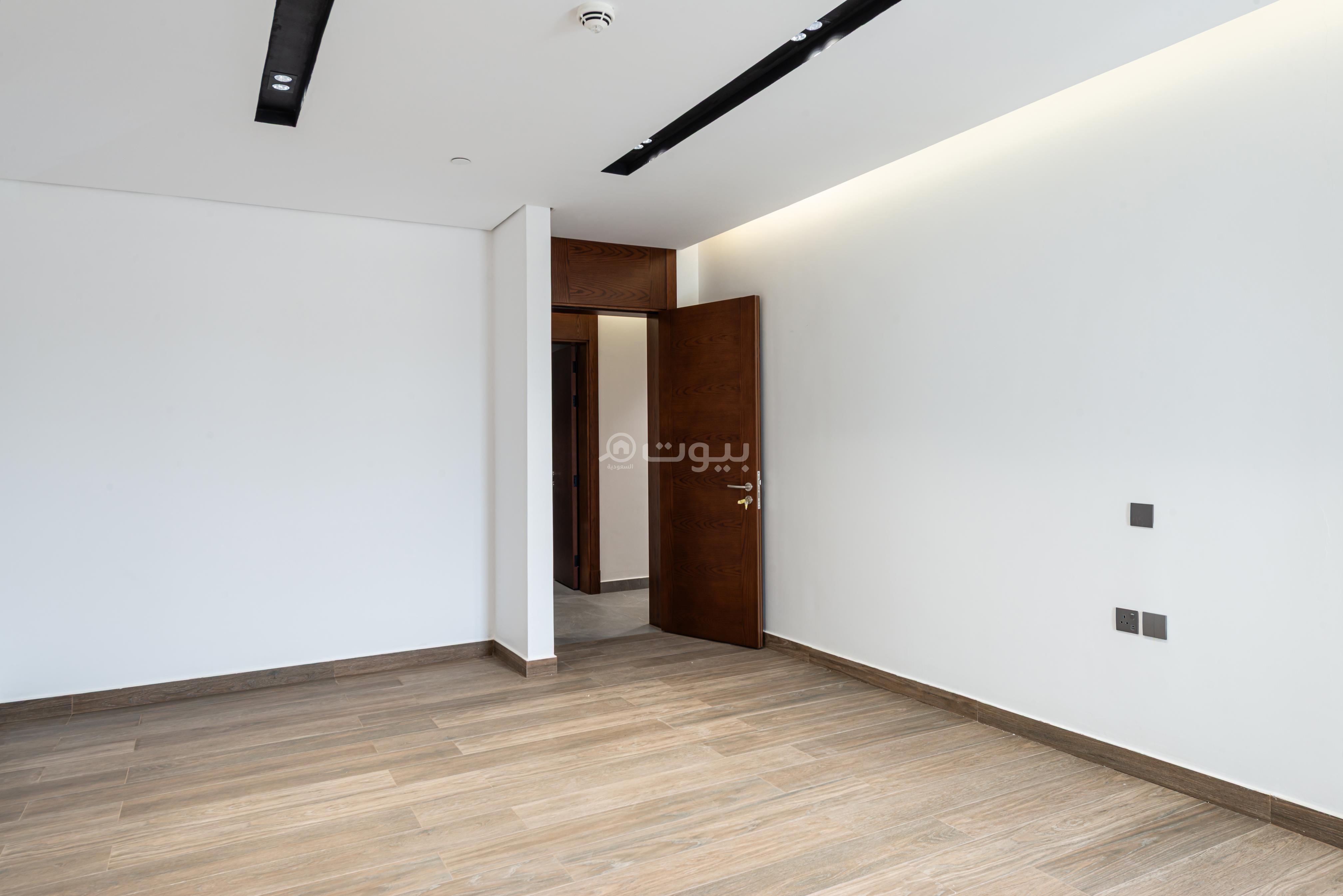 شقة 3 غرف في العليا