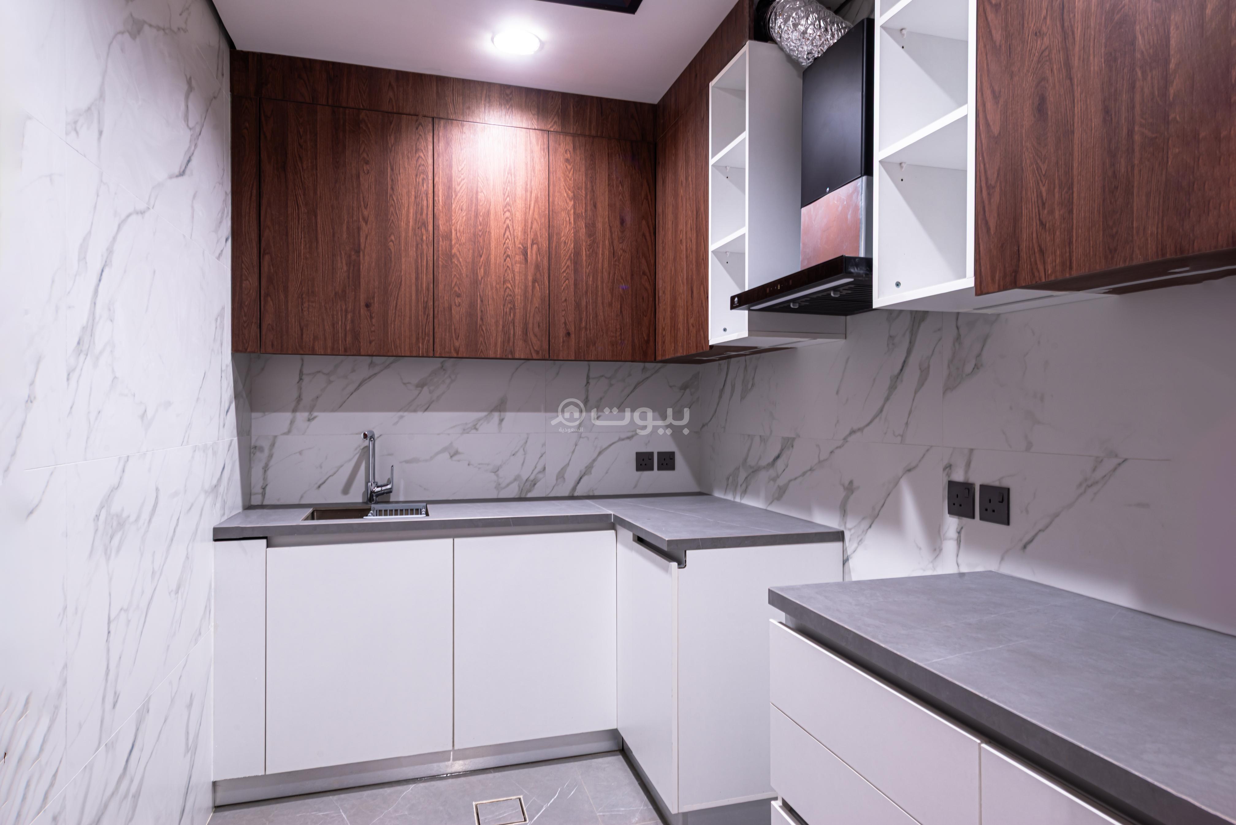 شقة 3 غرف في العليا