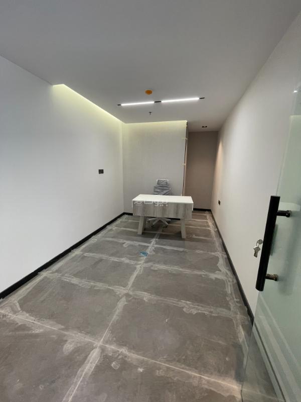 مكتب 107 م² في الملقا