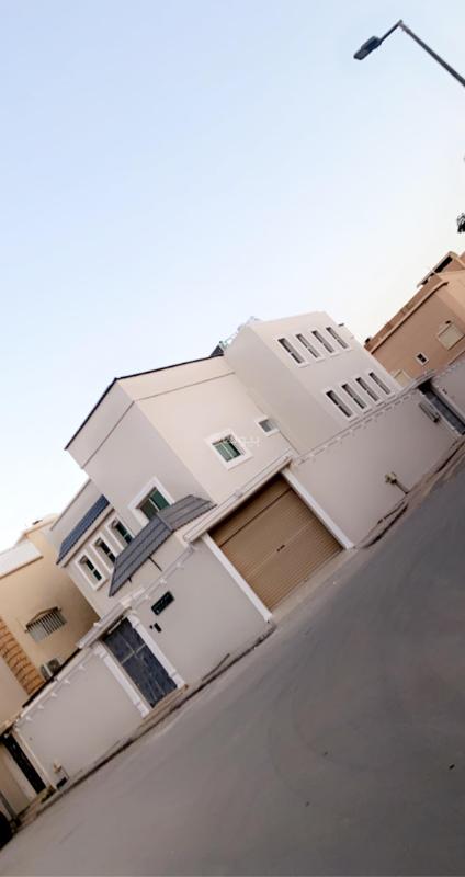 فيلا 4 غرف في الربوة