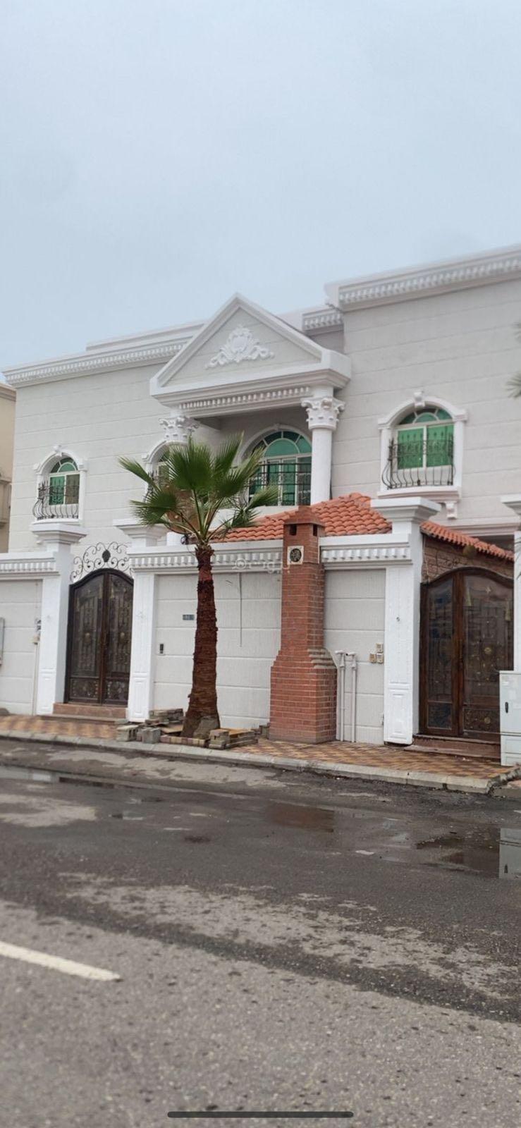 5 bedroom villa in Al Khuzama