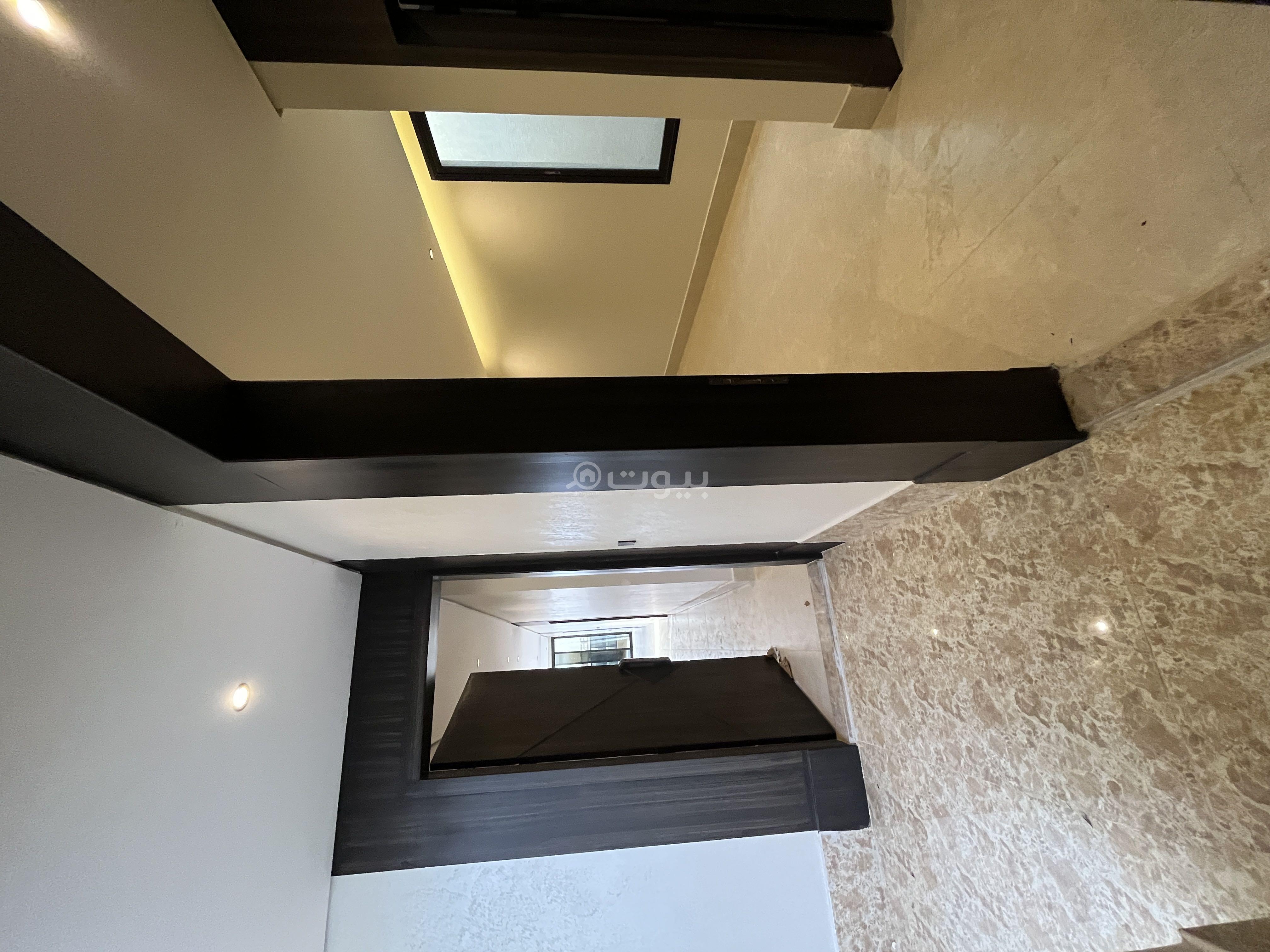 شقة 4 غرف في الحمرا