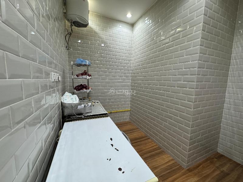 فيلا 4 غرف في المونسية