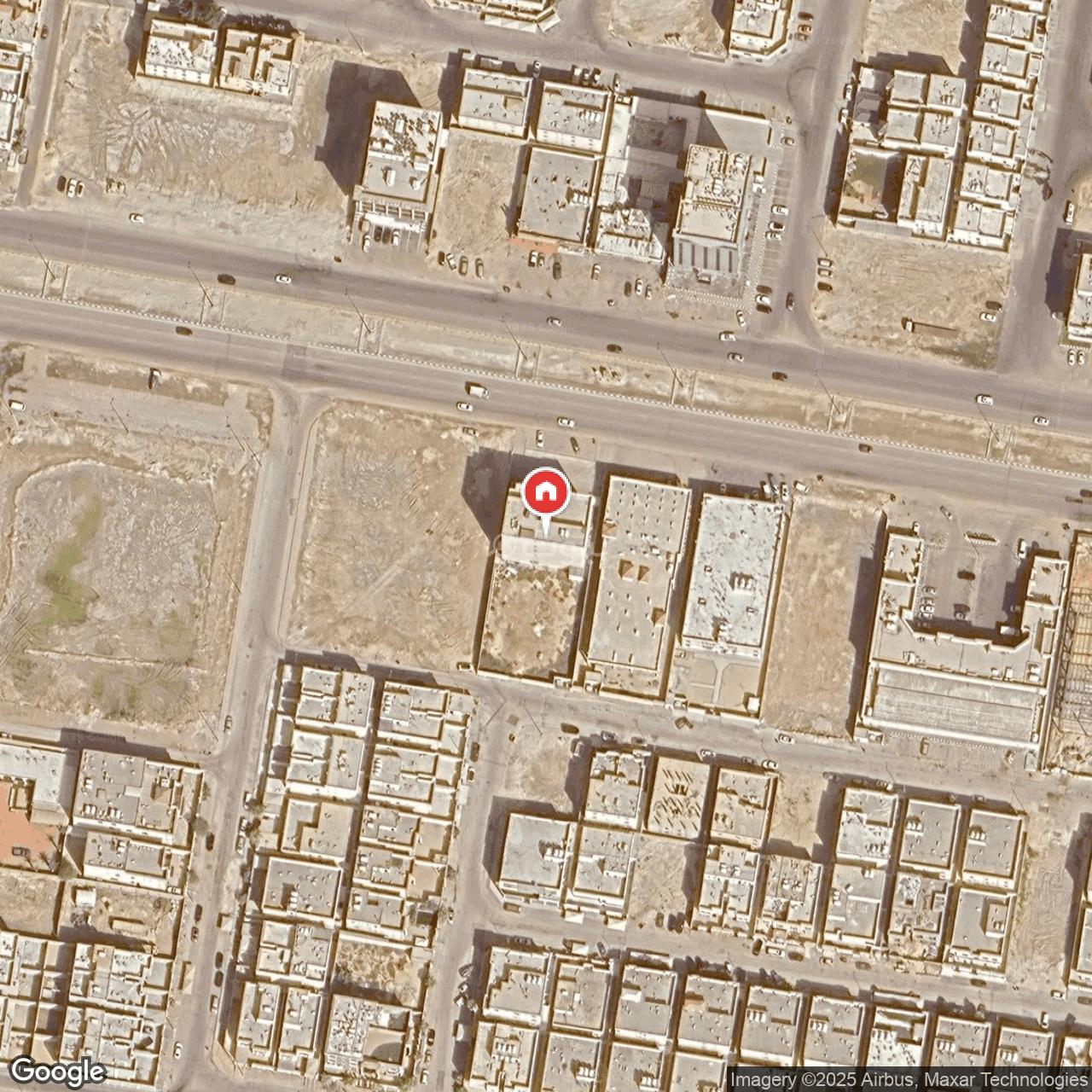 مكتب 2100 م² في الشراع