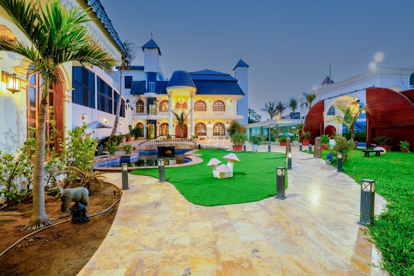 فيلا 11 غرف في ابحر الشمالية