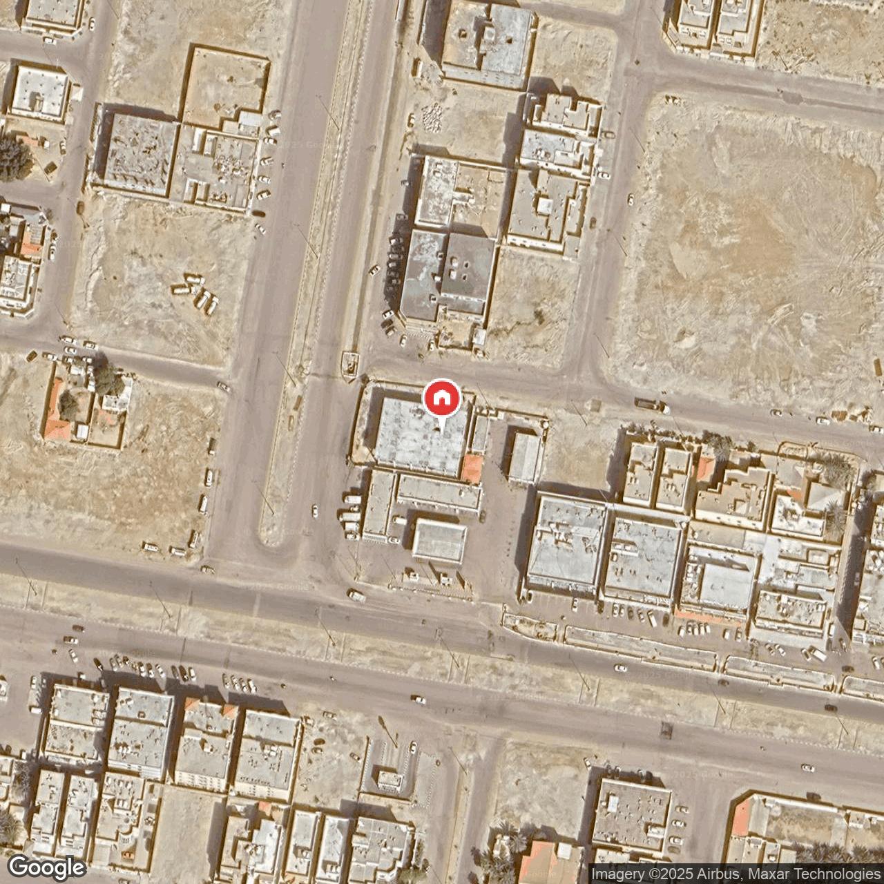 محل 1182 م² في الخبر