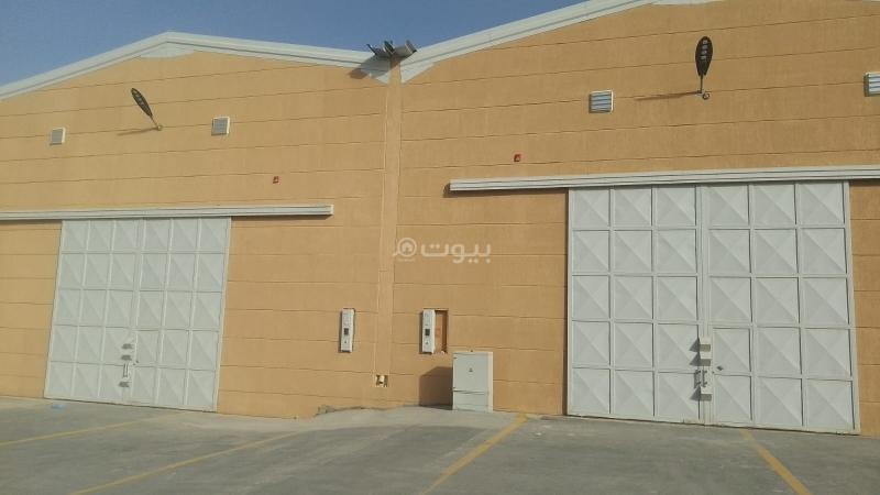 مستودع 6570 م² في المنصورية