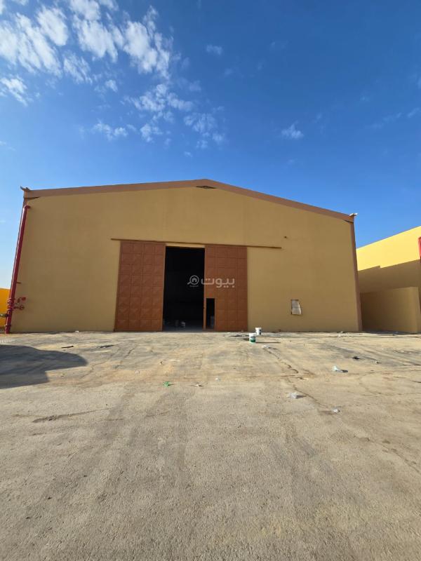 مستودع 1200 م² في طيبة