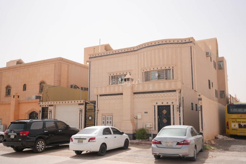 فيلا 11 غرف في ظهرة لبن