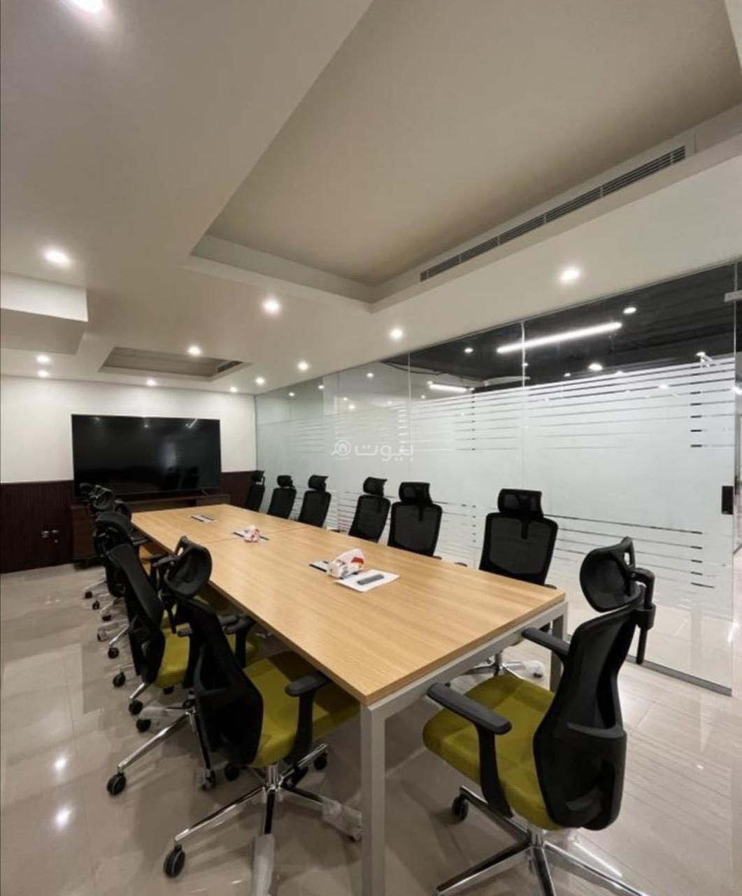 مكتب 5000 م² في الدريهمية