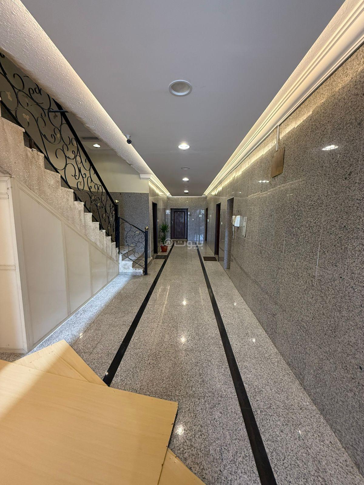 شقة 4 غرف في الحمراء