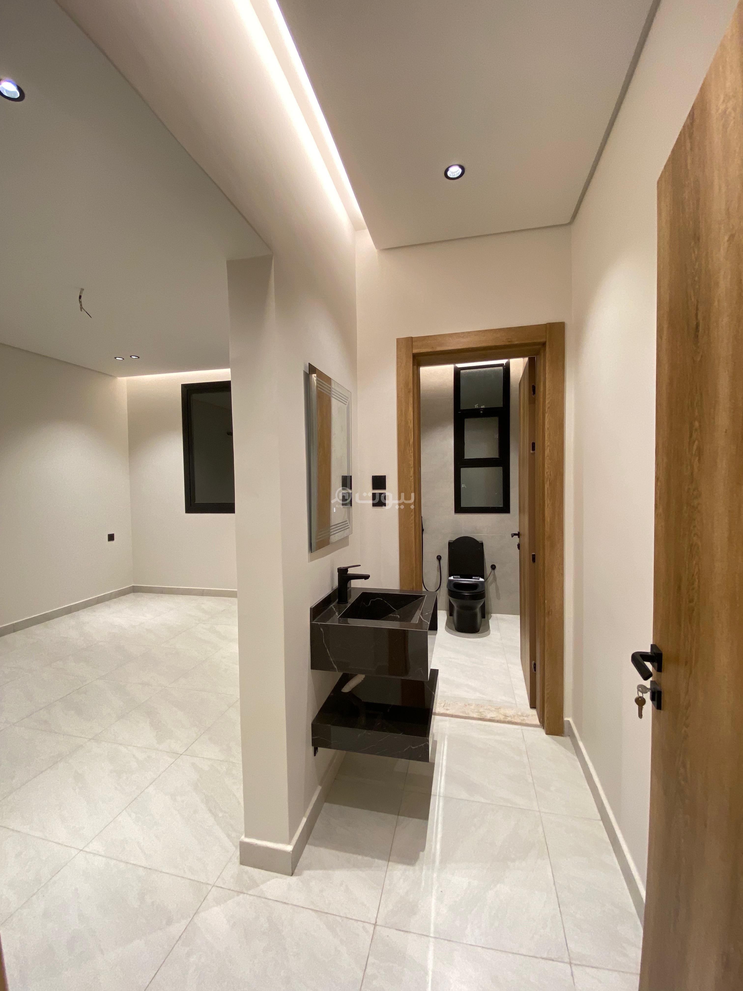 شقة 4 غرف في الروضة