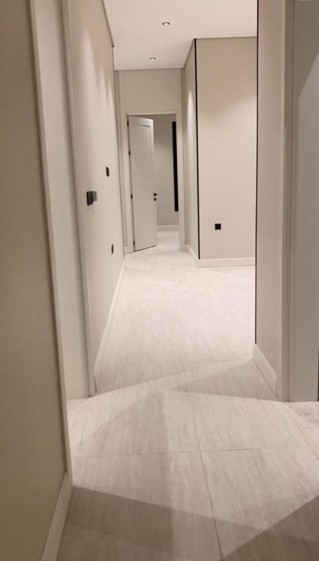 شقة 4 غرف في النهضة