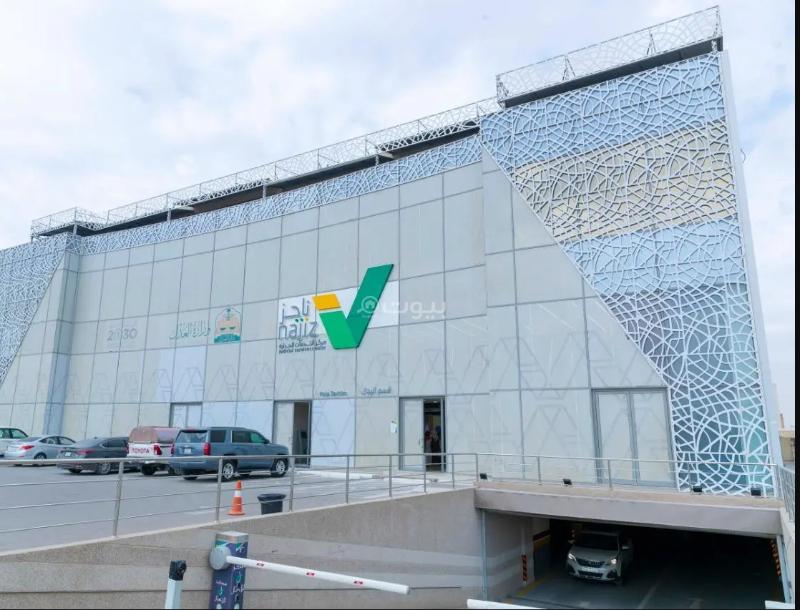 مكتب 4027 م² في الملقا