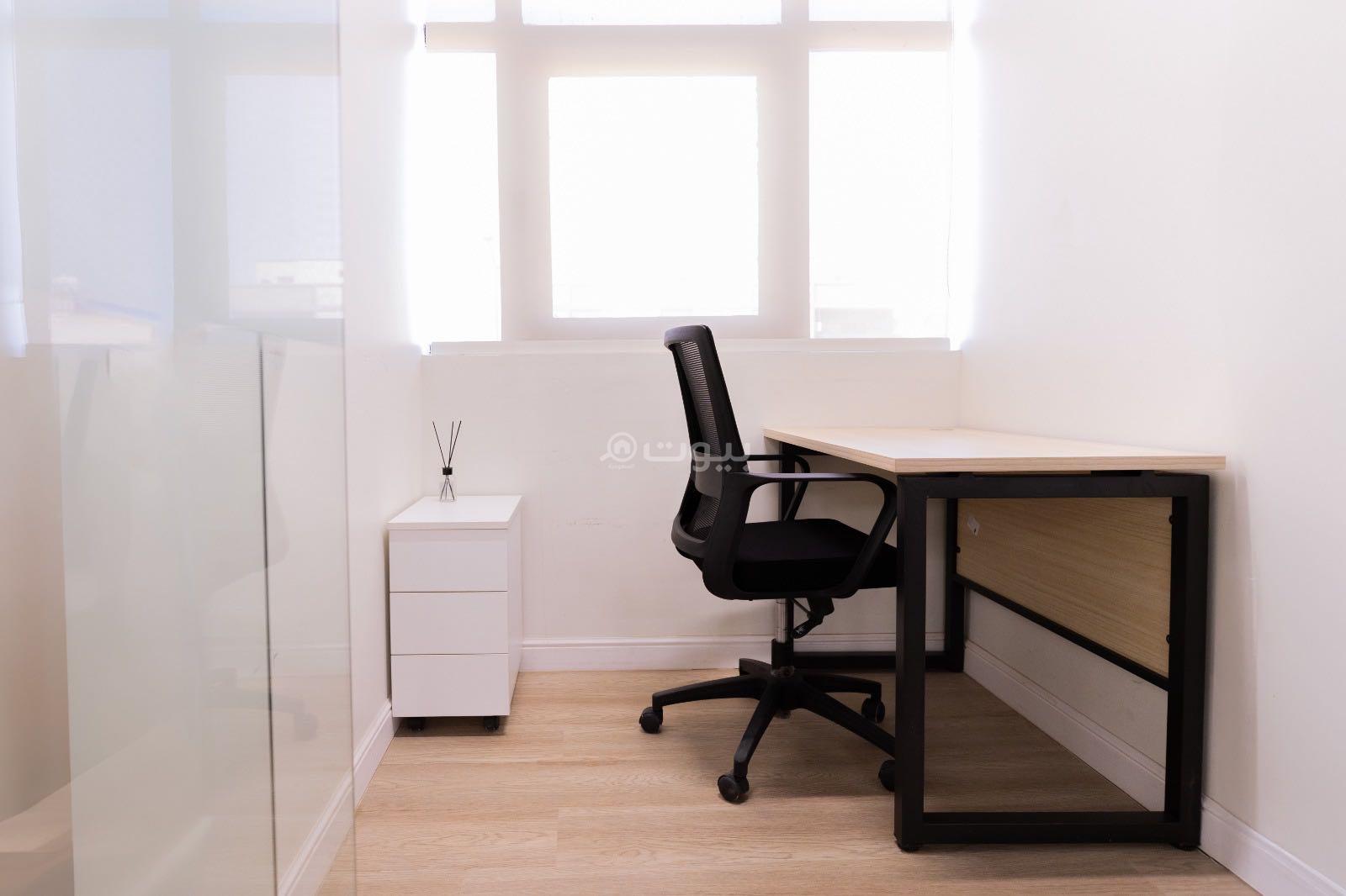 مكتب 5000 م² في الدريهمية