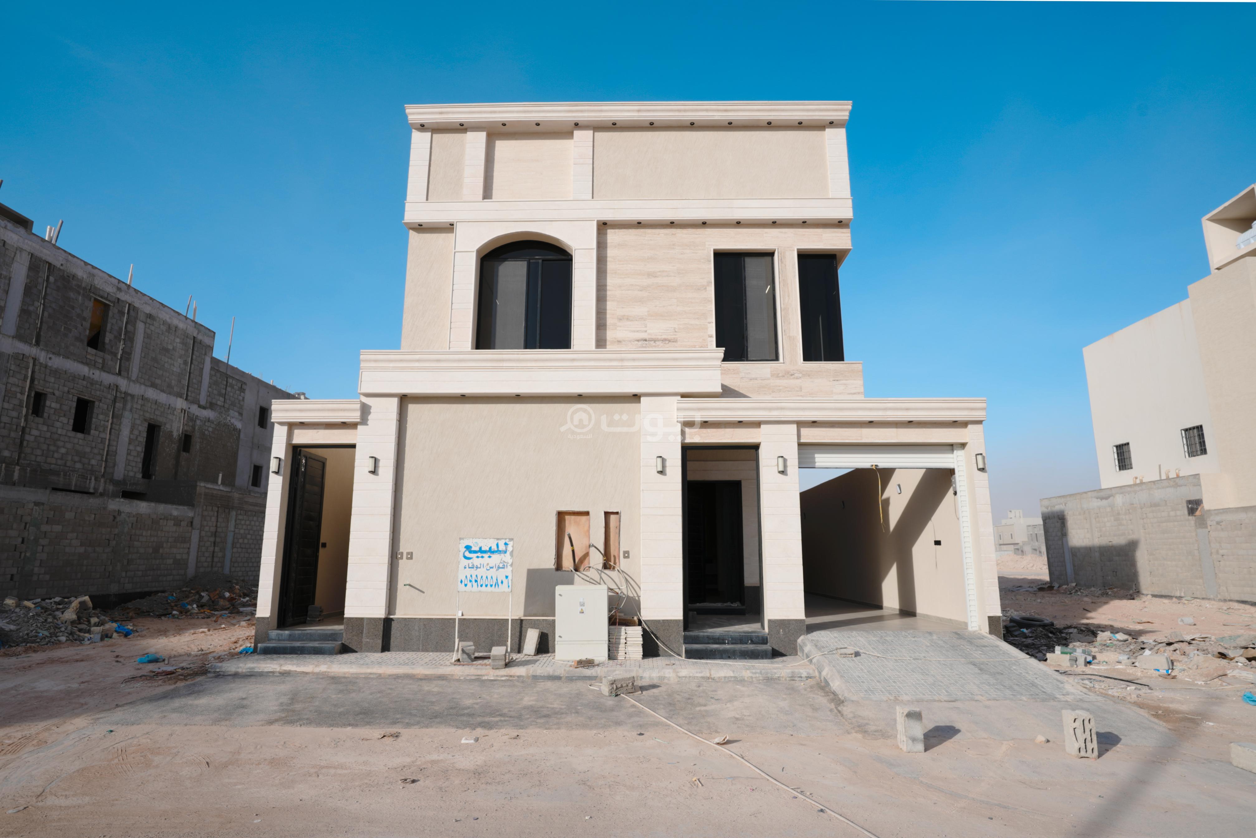 فيلا 7 غرف في الجنادرية