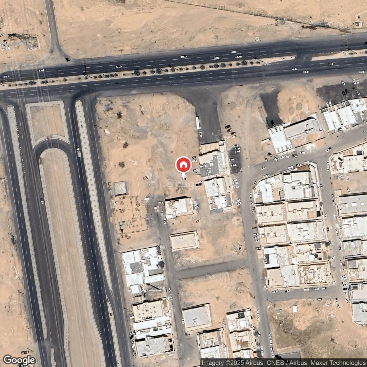 محل 1274 م² في المدينة المنورة