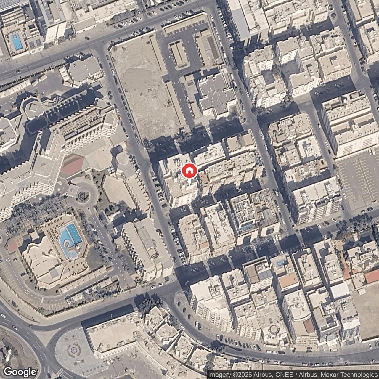 شقة  في الحمراء