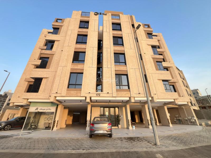 شقة 5 غرف في الريان