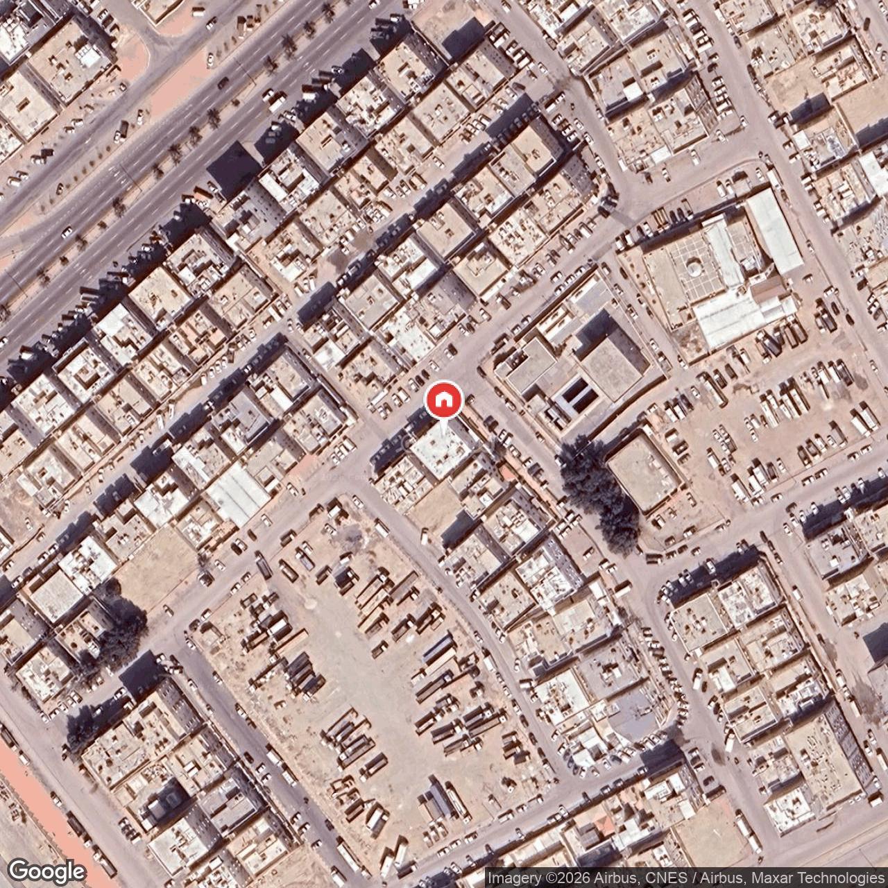 شقة  في الضباب