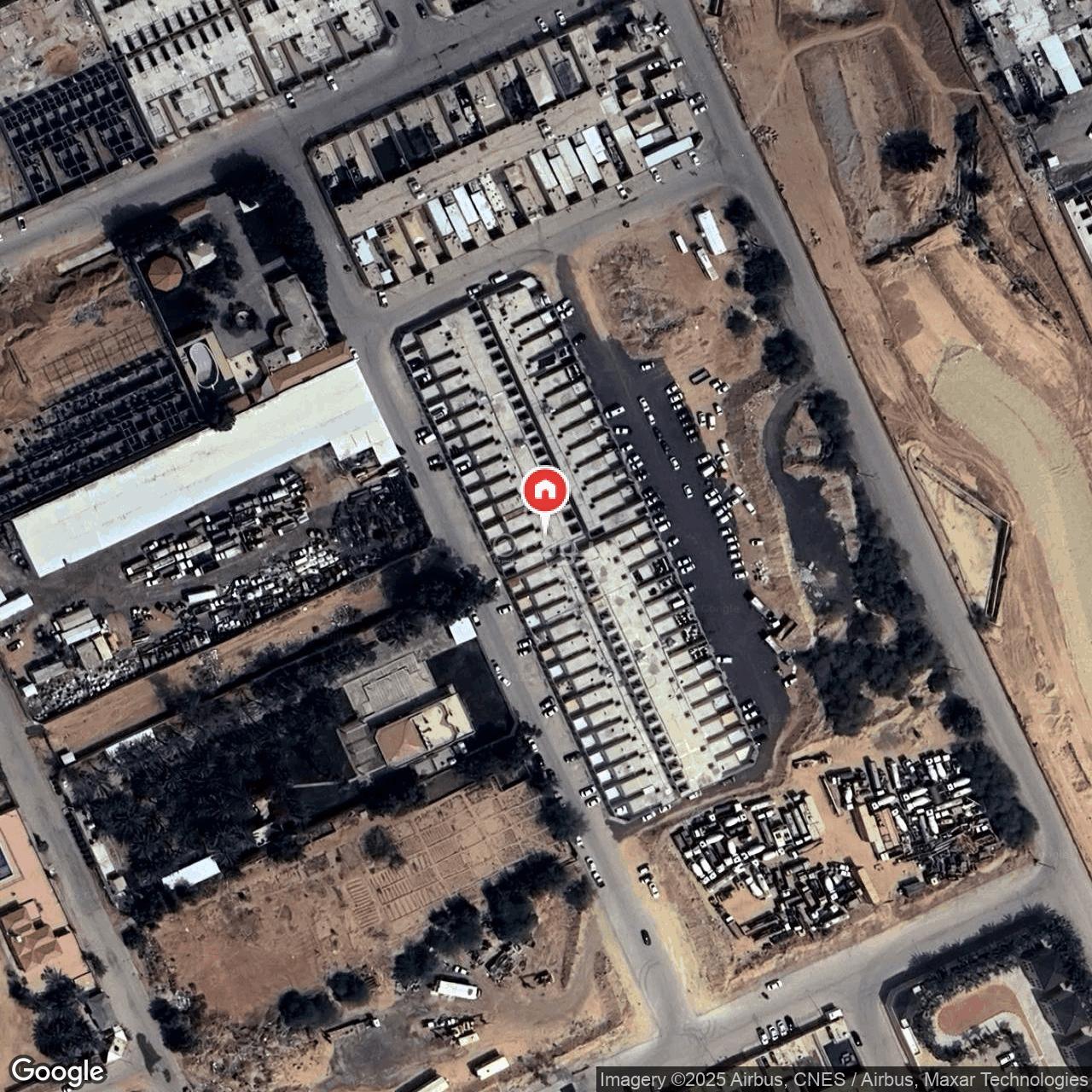 عمارة 8500 م² في الرمال